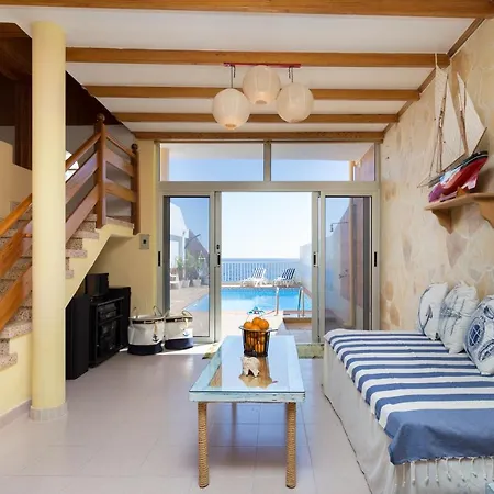 Holiday home Home2book Seaside House Guimar, Private Pool