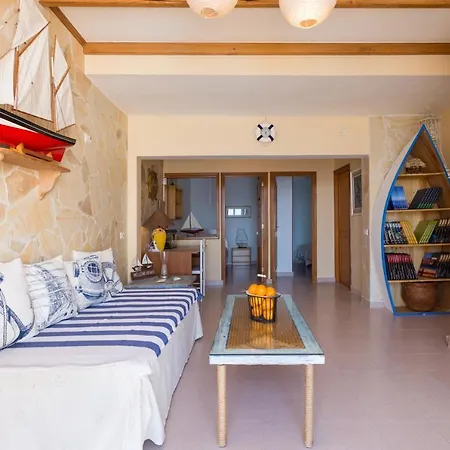 Holiday home Home2book Seaside House Guimar, Private Pool *
